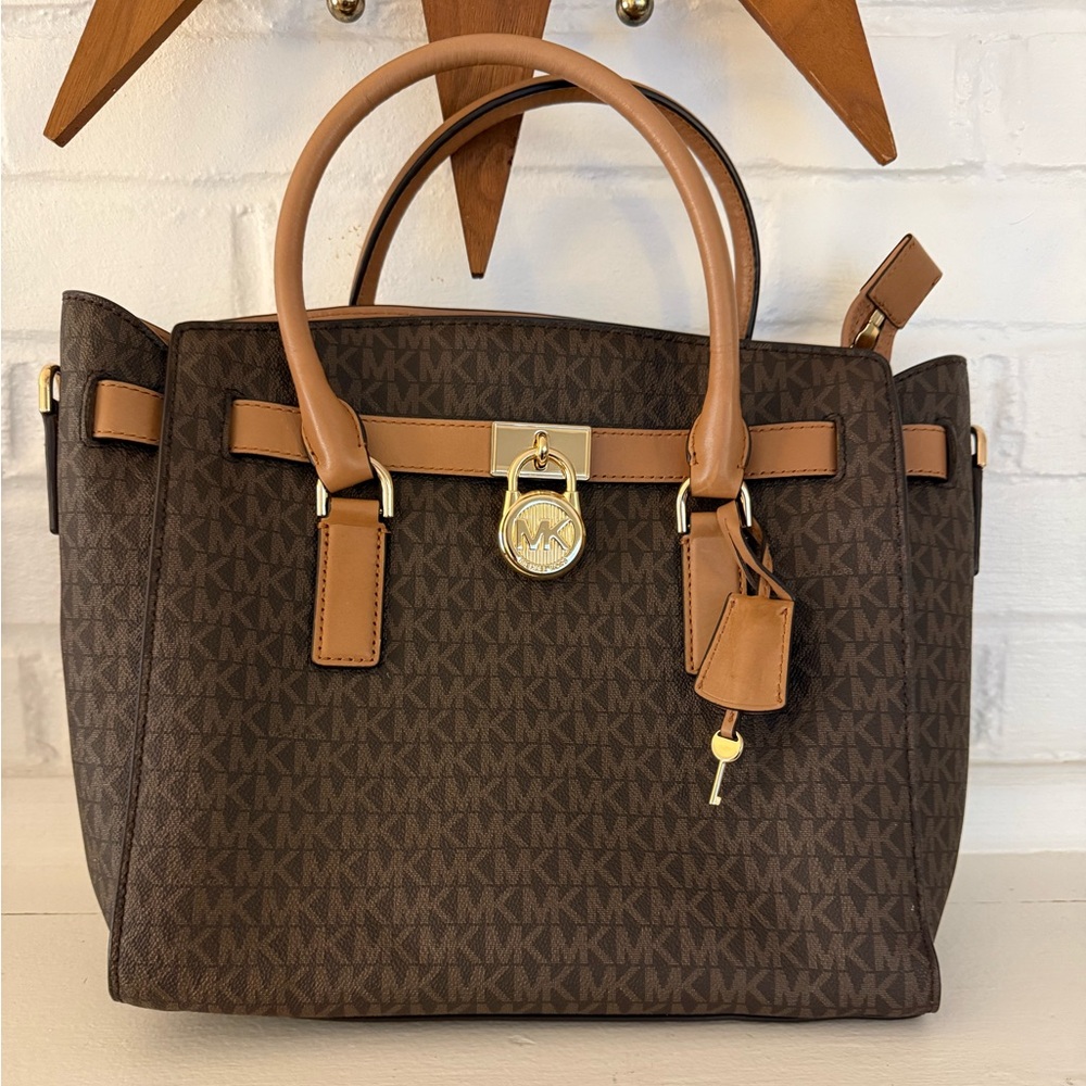 BRAND NEW Micheal Kors Hamilton